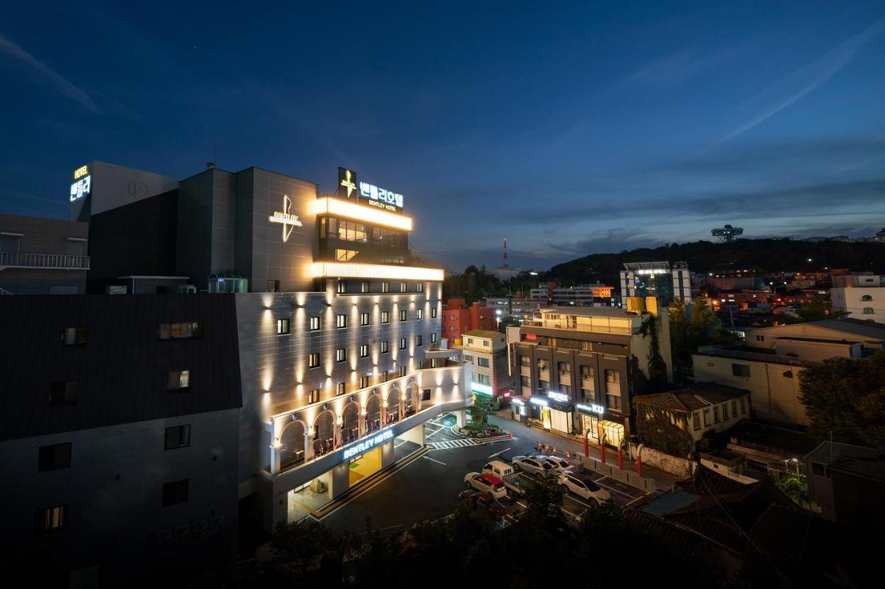 Hotel Artheim Gwangju Metropolitan City Exteriör bild